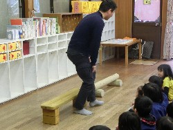 4��4���@�i����_5