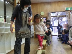 4��4���@�i����_24