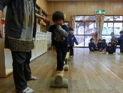 4��4���@�i����_31