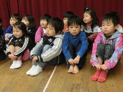 4��10���@�Ђ܂��@�̈狳��_3