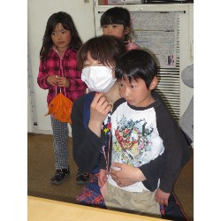 4��12���@�Ђ܂��i�ρj�@�������ږK��_5