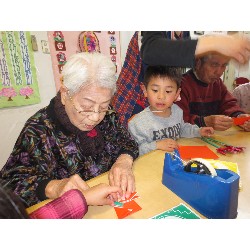 4��12���@�Ђ܂��i�ρj�@�������ږK��_8