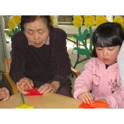 4��12���@�Ђ܂��i�ρj�@�������ږK��_9