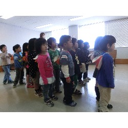 4��18���@�Ђ܂��@�T�[�r�X�Z���^�[�K��_2