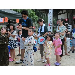 8��10���@�Ă܂�B_15