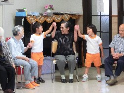 8��21���@�Ђ܂��@�ɂ��݉��K��_21