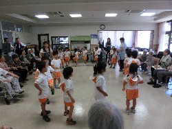 8��21���@�Ђ܂��@�ɂ��݉��K��_30