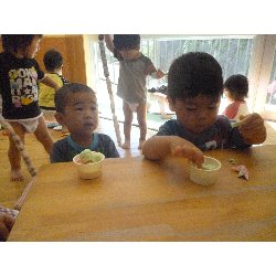 9��17���@����ۂہ@�������c�q���_15