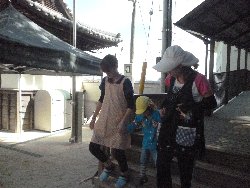 10��4���@����ۂہ@���{���̓�_4