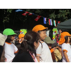 10��13���@�^����@1�C���g�~�b�N�E�J�_125