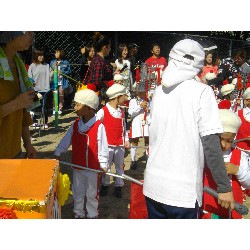 10��13���@�^����@12�C�Ђ܂��ۓJ��s�i_2