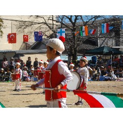 10��13���@�^����@12�C�Ђ܂��ۓJ��s�i_123