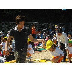 10��13���@�^����@9�C�ς񂾐e�q���Z_61