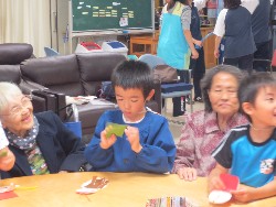 10��25���@�Ђ܂��@�ɂ��݉��K��_12