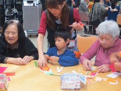 10��25���@�Ђ܂��@�ɂ��݉��K��_13