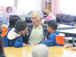 10��25���@�Ђ܂��@�ɂ��݉��K��_30