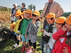 10��28���@�Ђ܂��2F�@�@�c���w_8