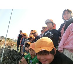 10��30���@�炢����E�ς񂾁i�Ёj�@�@�c���w_3