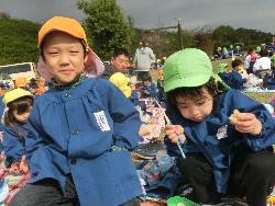 11��12���@�H�̃o�X�����A_6