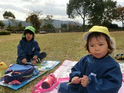 11��12���@�H�̃o�X�����A_8