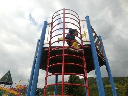 11��12���@�H�̃o�X�����A_24