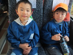 11��12���@�H�̃o�X�����B_12