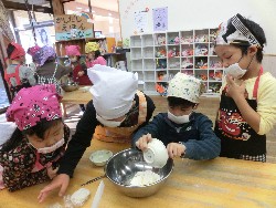 11��22���@�Ђ܂��@�N�b�L���O_1