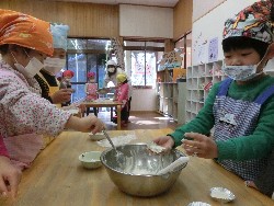 11��22���@�Ђ܂��@�N�b�L���O_8