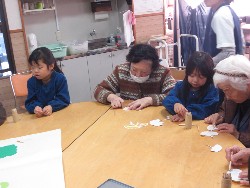 11��25���@�Ђ܂��@�ɂ��݉��K��_12