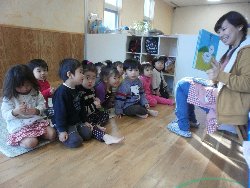 12��19���@��񂰁@�G�ꍇ���V�с�X'mas�R���T�[�g_8