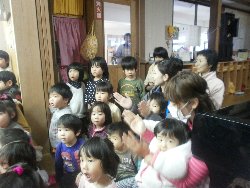 12��19���@��񂰁@�G�ꍇ���V�с�X'mas�R���T�[�g_19