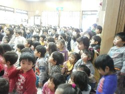 12��19���@��񂰁@�G�ꍇ���V�с�X'mas�R���T�[�g_23