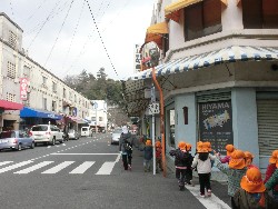 1��17���@�Ђ܂��@�T�[�r�X�Z���^�[�K��_17