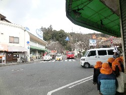 1��17���@�Ђ܂��@�T�[�r�X�Z���^�[�K��_21