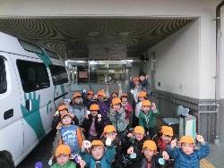 1��17���@�Ђ܂��@�T�[�r�X�Z���^�[�K��_64