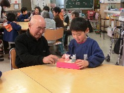 1��29���@�Ђ܂��@�ɂ��݉��K��_24