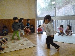 2��18���@����ۂہ@�����ۂƂ�Q�[��_3