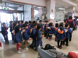 2��20���@�Ђ܂��@�ɂ��݉��K��_1