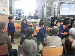 2��20���@�Ђ܂��@�ɂ��݉��K��_3