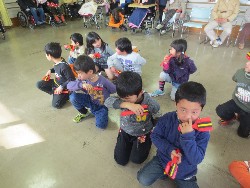 2��25���@�Ђ܂��@�T�[�r�X�Z���^�[�K��_9