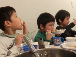 2��27���@�Ђ܂��@�����搶�Ƃ����H_3