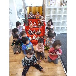 3��3���@����ۂہ@�ЂȂ܂�L�O�ʐ^_9